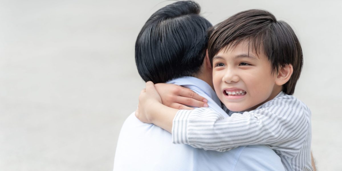 son-hugged-his-father-fill-happy-single-dad-son-happiness-asian-family-concept-min